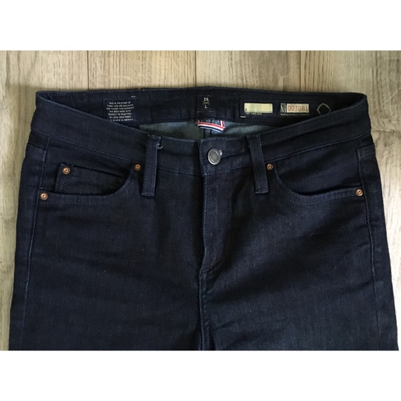 High-rise Straight Leg Jean - Picture 3 of 5